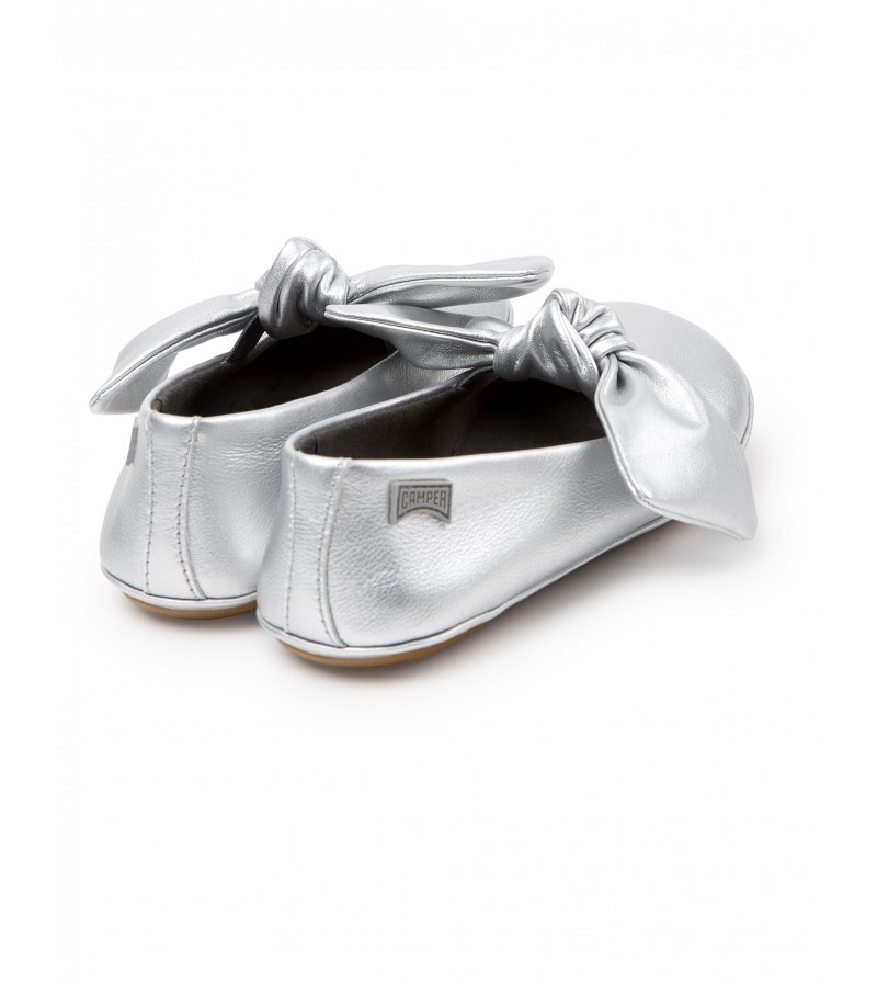 Camper - Right Nina K800702-002 Grey Leather