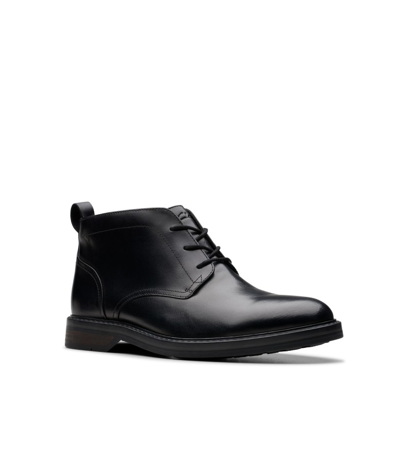 Clarks - Aldwin Chukka Black Leather Clarks - Aldwin Chukka Black Leather