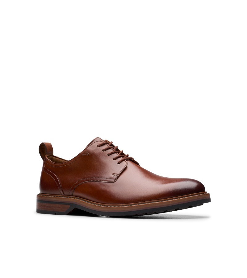 Clarks - Aldwin Lace Tan Leather