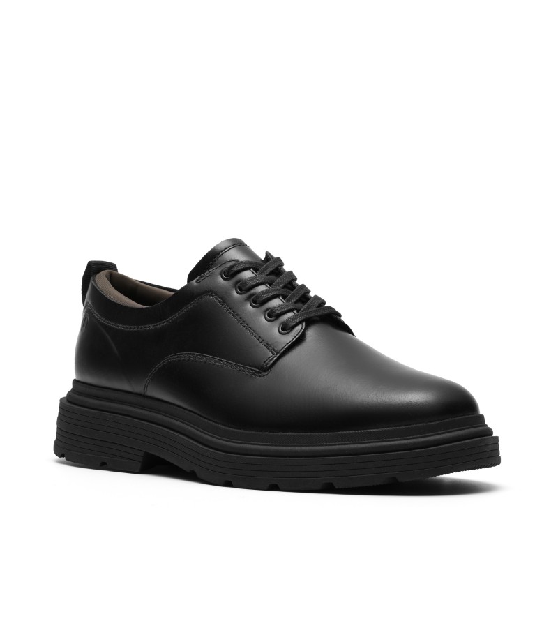 Clarks - Badbury Lace Black Leather Clarks - Badbury Lace Black Leather
