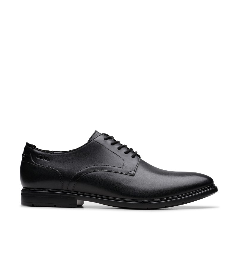 Clarks - Banbury Derby Black Leather