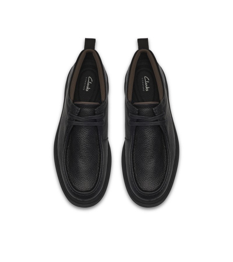 Clarks - Badbury Seam Black Leather
