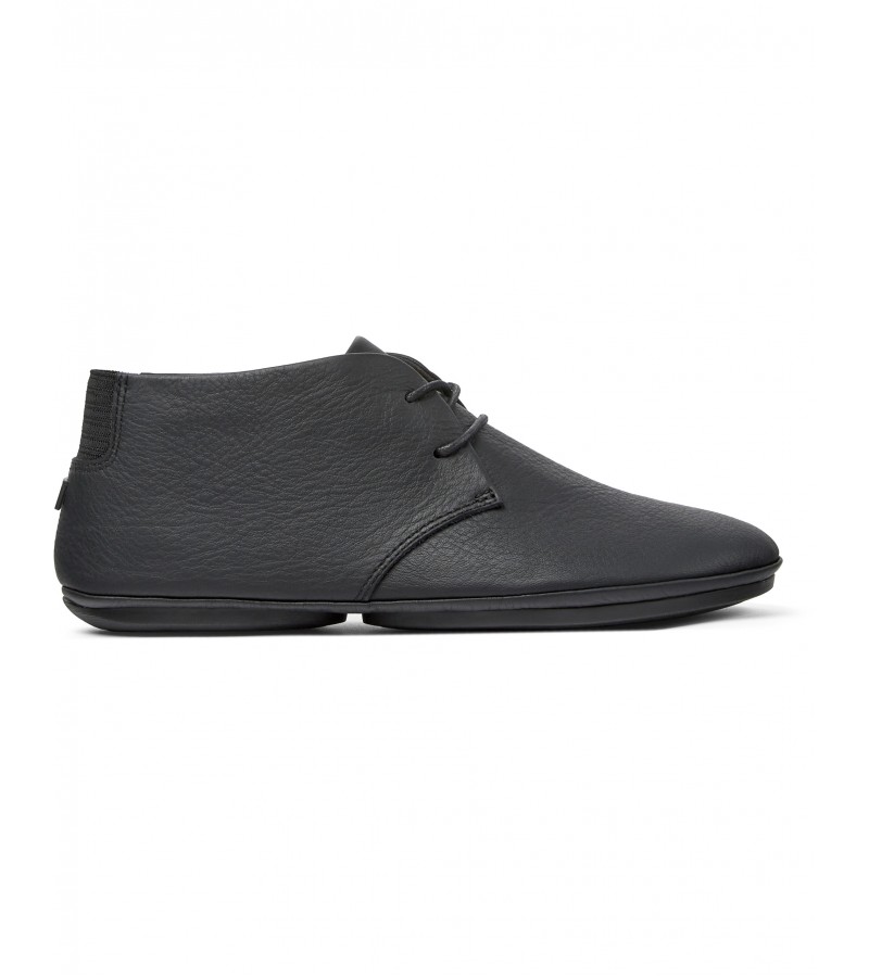 Camper - Right Nina K400221-036 Black Leather Camper - Right Nina K400221-036 Black Leather