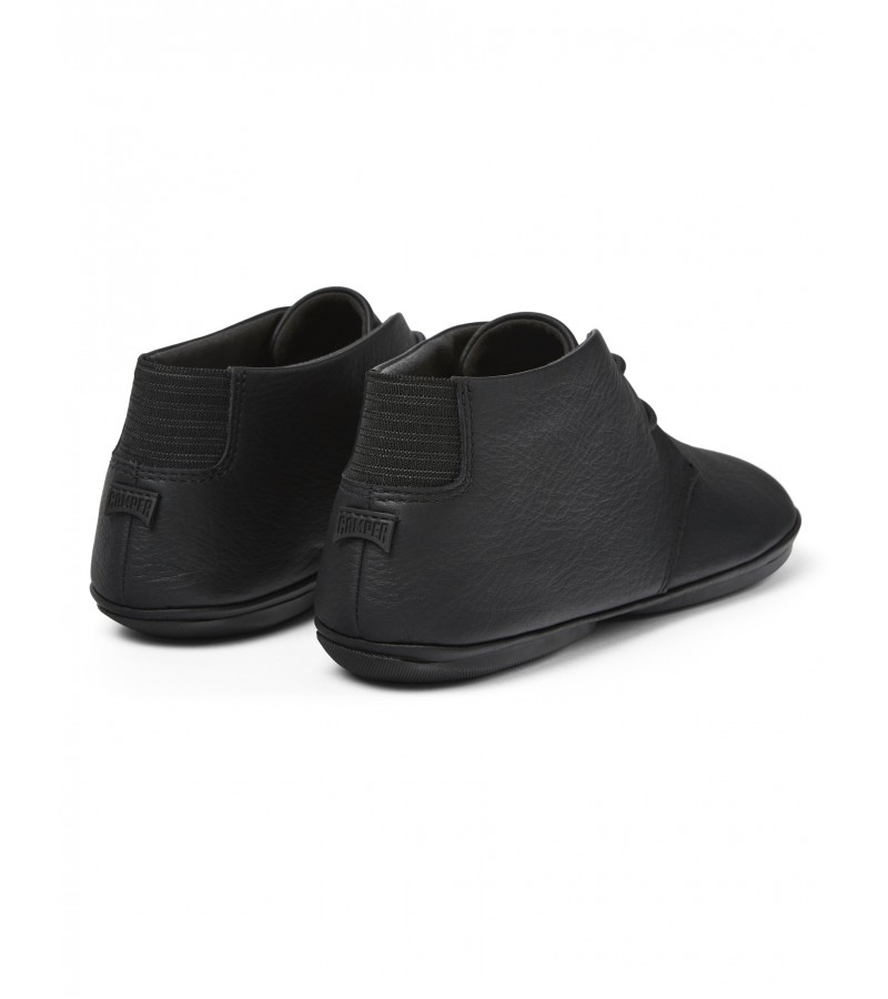 Camper - Right Nina K400221-036 Black Leather Camper - Right Nina K400221-036 Black Leather