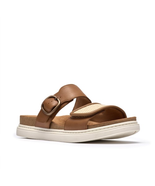 Clarks - Arwell Step Tan Leather