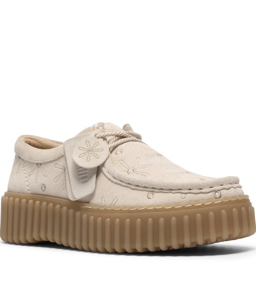 Clarks - Torhill Bee Cream Interest