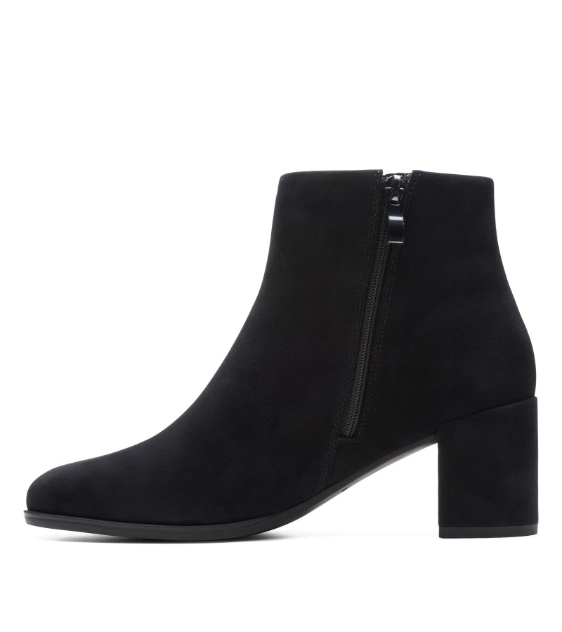 Clarks - Freva55 Zip Black Suede