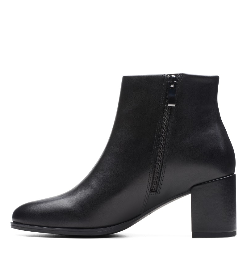 Clarks - Freva55 Zip Black Leather