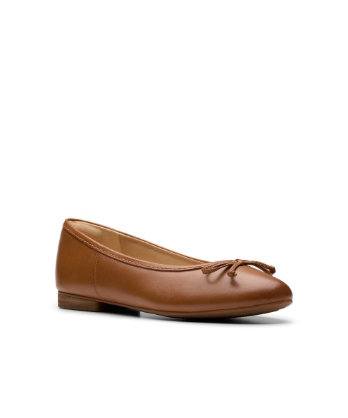 Clarks - Fawna Lily Tan Leather Clarks - Fawna Lily Tan Leather