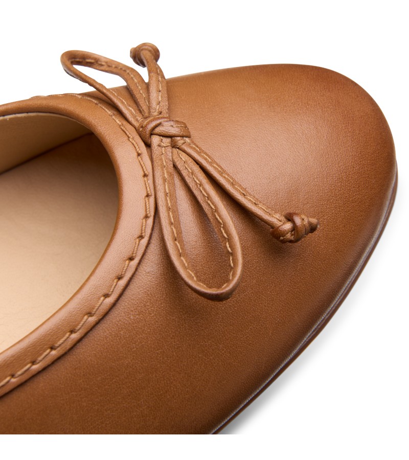 Clarks - Fawna Lily Tan Leather