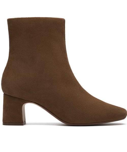 Clarks - Fernie Zip Walnut Suede