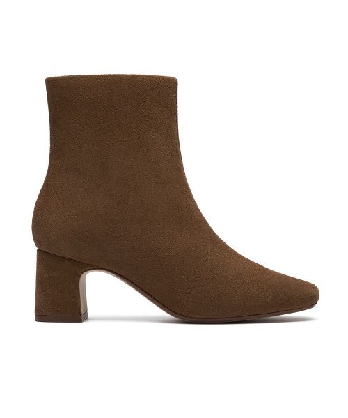 Clarks - Fernie Zip Walnut Suede Clarks - Fernie Zip Walnut Suede