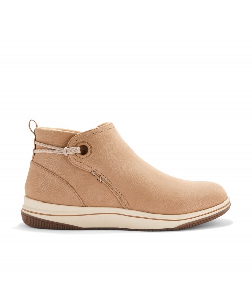 Clarks - Brinkley Derby Camel Clarks - Brinkley Derby Camel