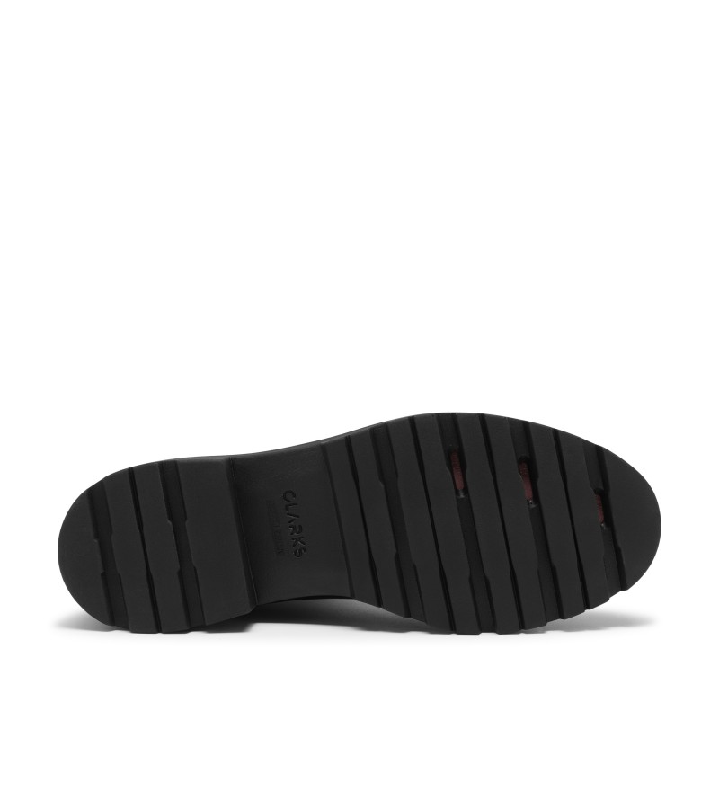 Clarks - Code L Bay Black Leather Clarks - Code L Bay Black Leather