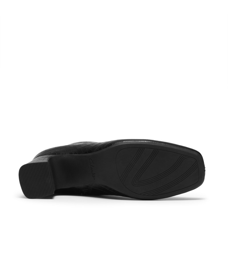Clarks - Fernie Zip Black Croc Leather Clarks - Fernie Zip Black Croc Leather