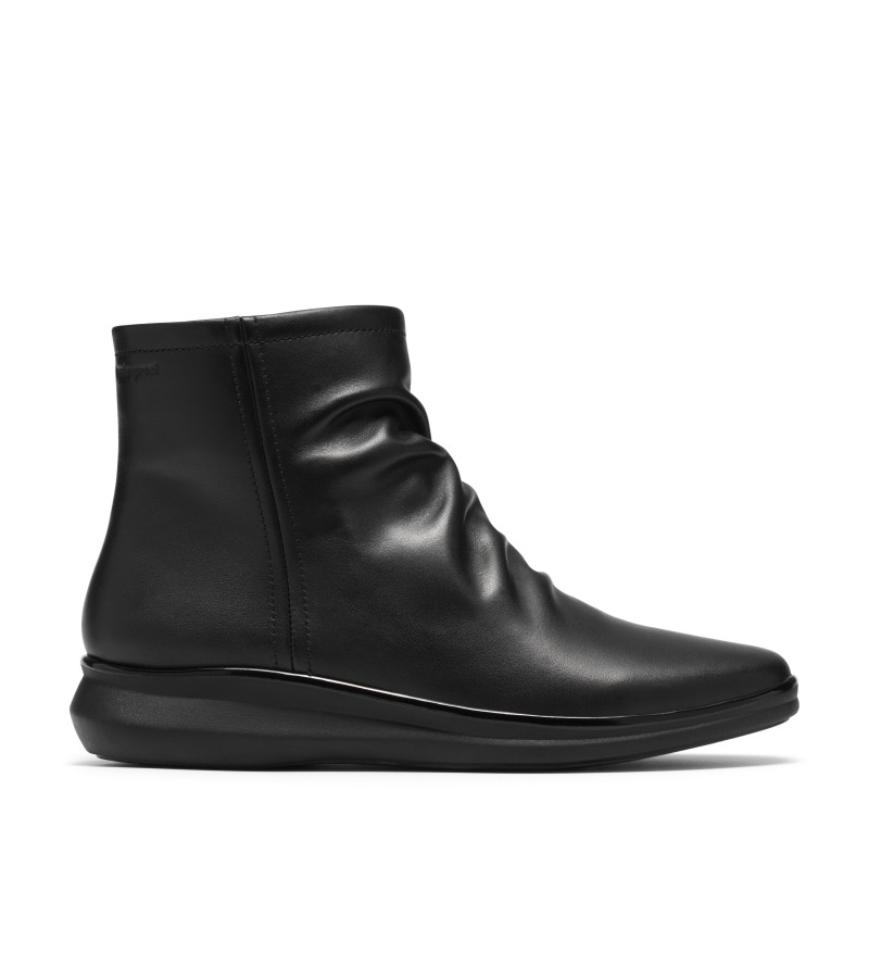 Clarks - Lynell Park Black Waterproof Leather