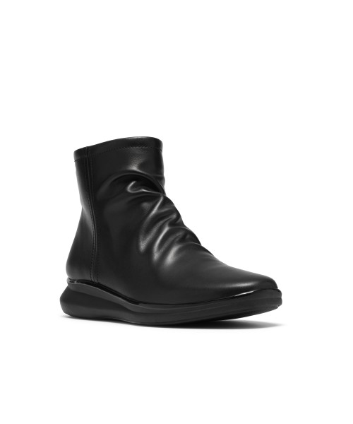 Clarks - Lynell Park Black Waterproof Leather